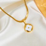 Cloverin Necklace - Image 2
