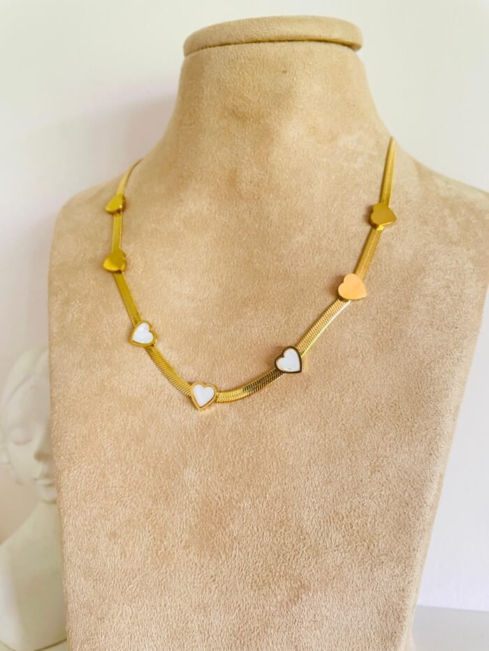 Alba Pearl Love Necklace - Image 3