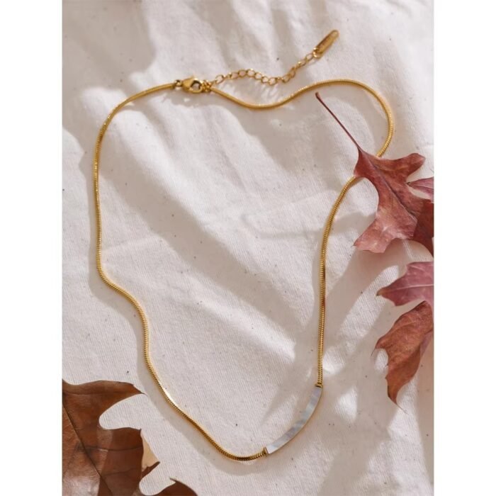 Clara MOP Necklace - Image 2