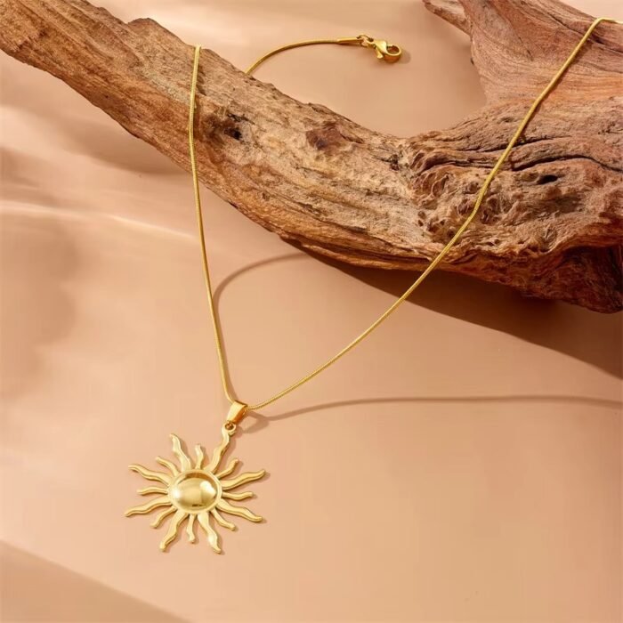 Sunniva Necklace - Image 4