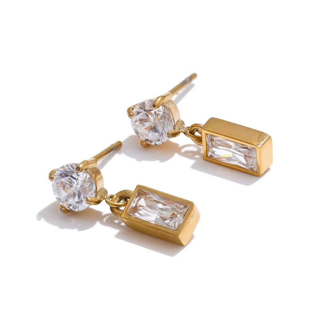 Elovia Earrings Elovia Studs - Image 1