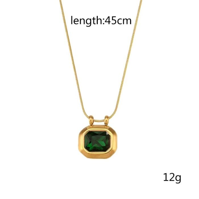 Emma Stone Necklace - Image 4
