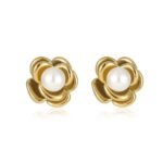 Flora Pearl Studs