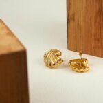 Kaia Shell Earrings - Image 4
