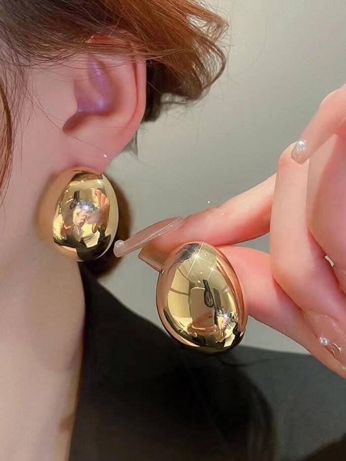 Zayna Oval Earrings - Image 2