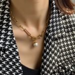 Giulia Pearl Drop Necklace - Image 2