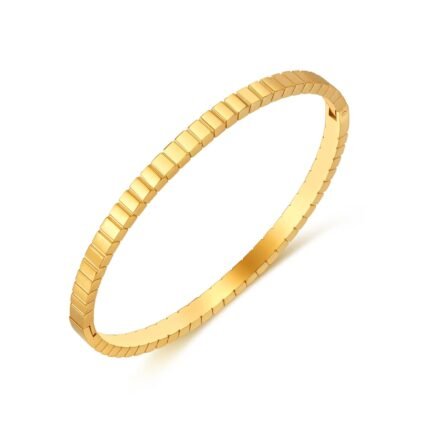 Mina Bold Kada