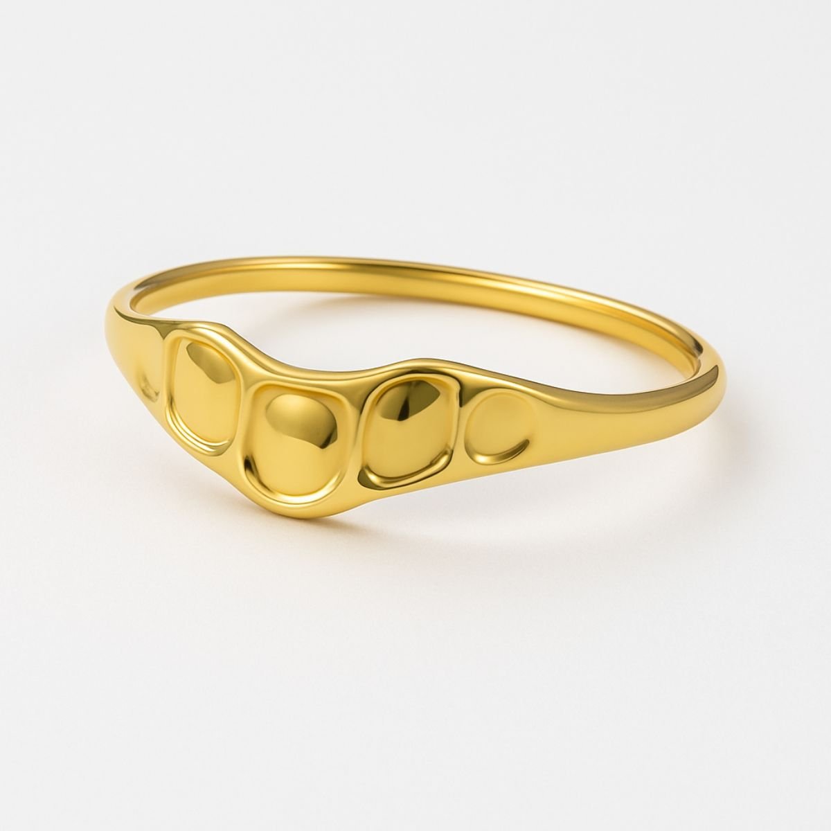 Lunaire Kada (1) Lunaire Kada - Image 1