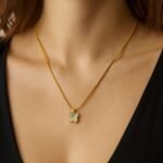 Pappilon Crystal Necklace - Image 2