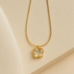 Pappilon Crystal Necklace - Image 3